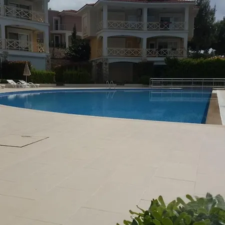 Pool Front Lux Tripleks Villa Kusadasi