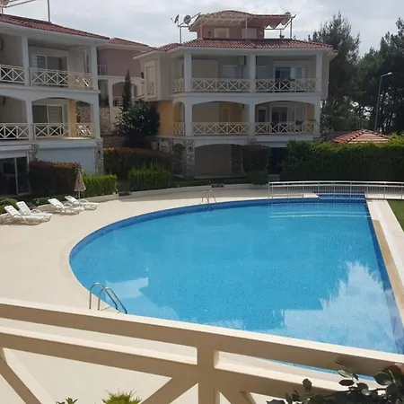 Pool Front Lux Tripleks * Kusadasi